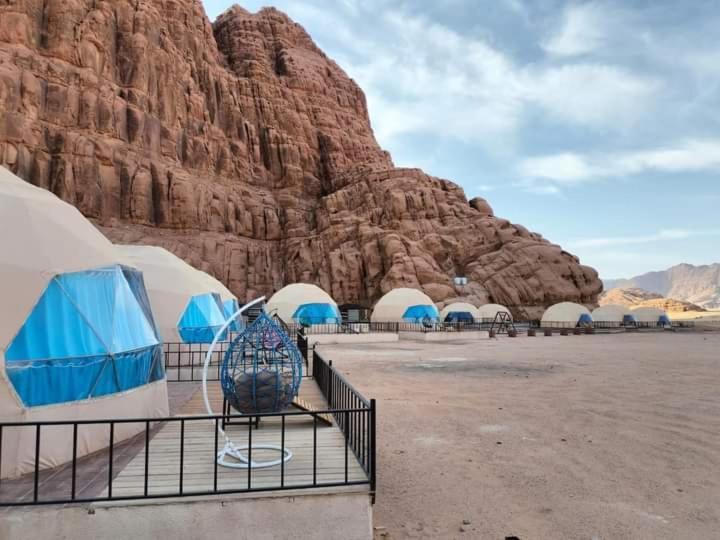 Sami Al Muzna Rum Camp Wadi Rum Exterior photo